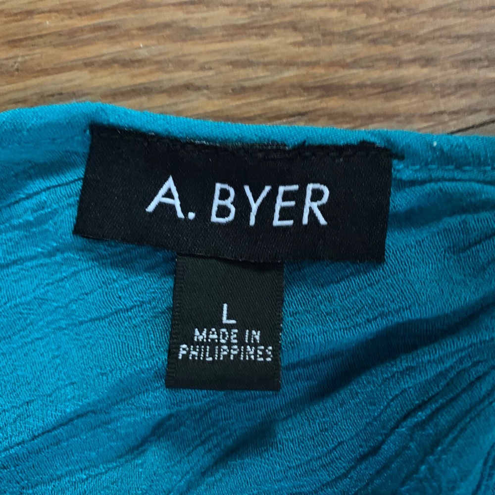 Blue Ruffle tank - Picture 2 of 2